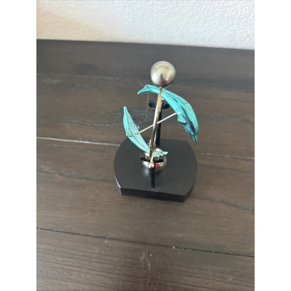 Blue Dolphin KINETIC METAL ART MOTION balancing spinning desktop science toy
